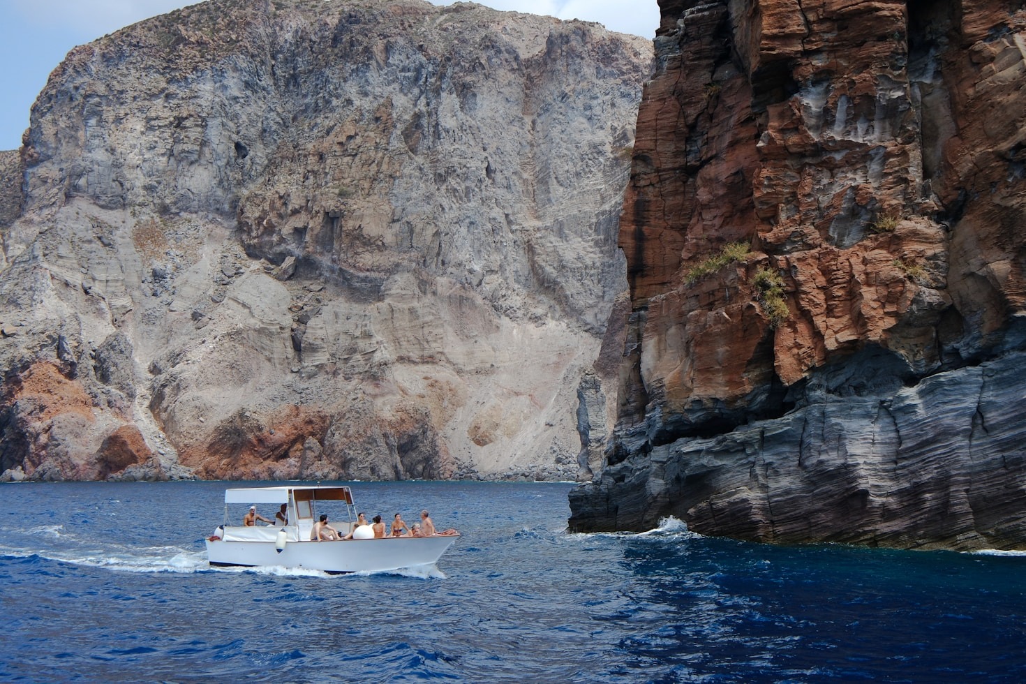 Discovering Curacao’s Beauty: A Boat Tour Perspective